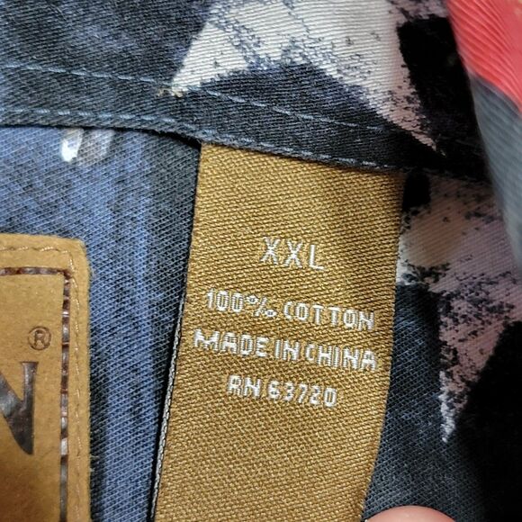 Magellan Sportswear SS Full Button Shirt Texas Flag & Classic Trucks - Size XXL - Picture 6 of 6